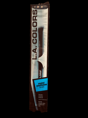 L. A. Colors Angled Eyeshadow Brush